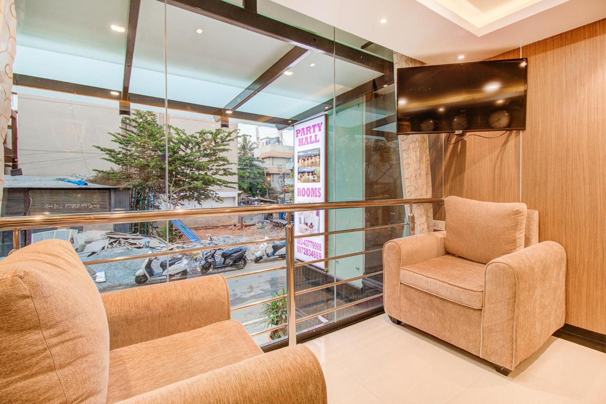 Fabhotel The Royal Suites - Nr Gopalan Innovation Mall Бангалор Экстерьер фото