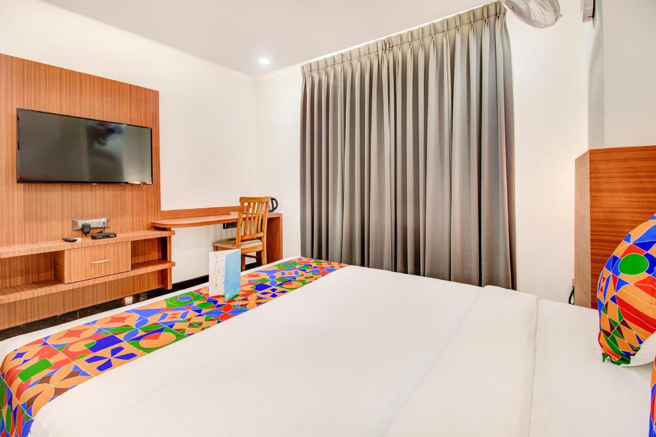 Fabhotel The Royal Suites - Nr Gopalan Innovation Mall Бангалор Экстерьер фото