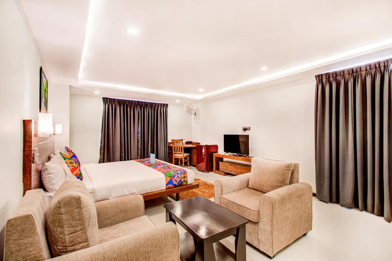Fabhotel The Royal Suites - Nr Gopalan Innovation Mall Бангалор Экстерьер фото