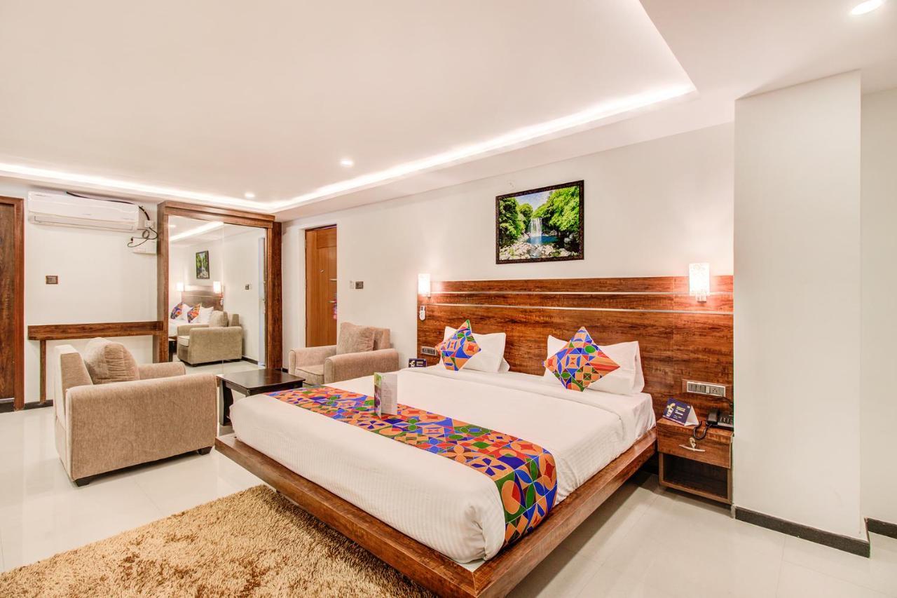 Fabhotel The Royal Suites - Nr Gopalan Innovation Mall Бангалор Экстерьер фото